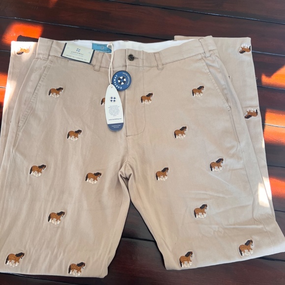 Men’s Castaway Embroidered Khaki Pants - Just in time for Derby! - Picture 5 of 7